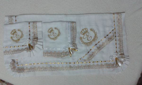 kit fralda grande+2 pequenas douradas
